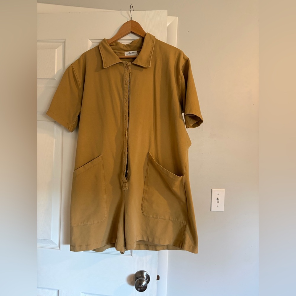 Carly Jean Los Angeles Mustard/Yellow Short Sleeve Romper